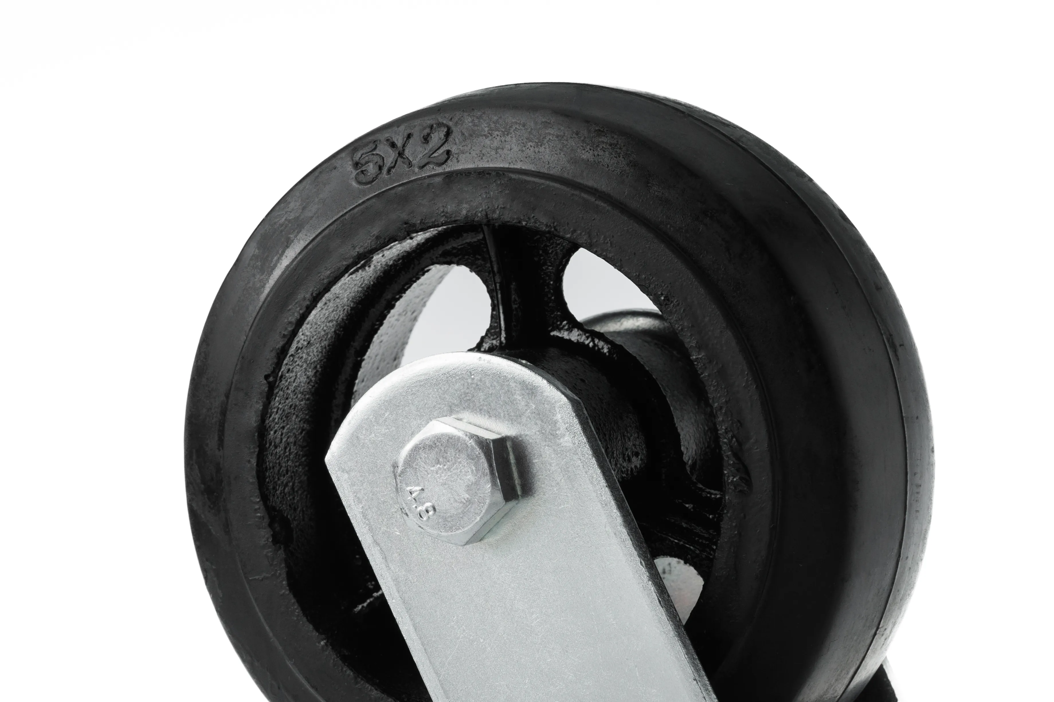 SCD 55 - Большегрузное чугунное колесо 125 мм (поворот., площадка, черн. рез., роликоподш.)